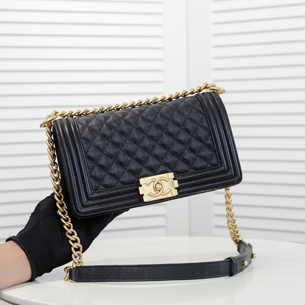 シャネルバッグ細部ディテール